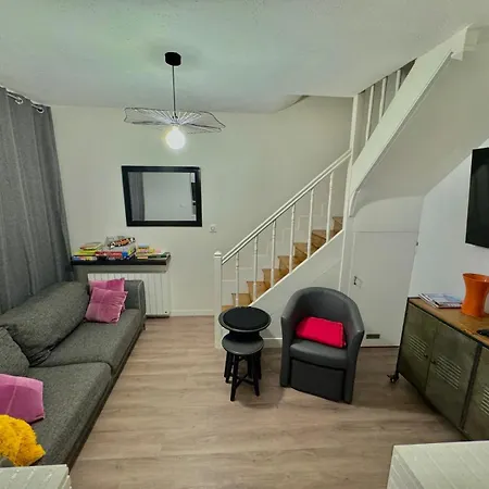 Hébergement de vacances Petite Maison Place Du Marche *